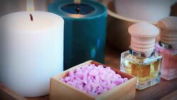 HD:Spa still life of massage oil. Stock Footage