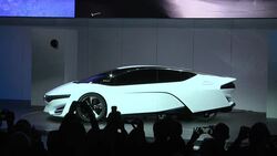 Carmakers unveil new hydrogen fuel cell cars at the Los Angeles Auto Show. These zero-emissions vehicles from Hyundai, Honda and Toyota will hit the market in the next couple of years. (Nov. 21) News Clip