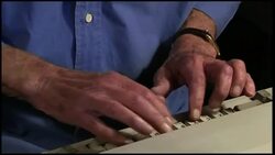 Crime stories master Elmore Leonard dies at 87 News Clip