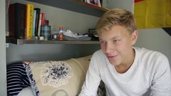 Floating homes - a slower pace of life on the water News Clip