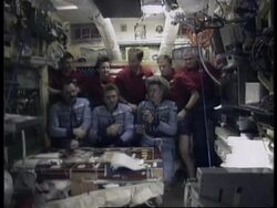 SPACE/USA: US AND RUSSIAN ASTRONAUTS HOLD PRESS CONFERENCE News Clip