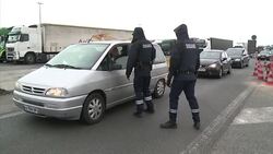 CLEAN : Vehicles checked on Belgian French border News Clip