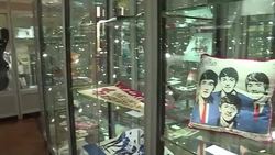 CLEAN : The Beatles first recording contract going to auction News Clip