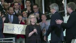 VOICED : La despedida de Clinton News Clip