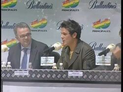 CLEAN: Singer Alejandro Sanz talk about the 40 Principales awards Stock Footage