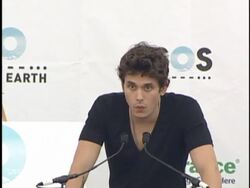 Live Earth New York press room Stock Footage