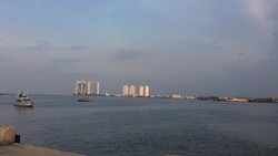 VOICED : Al menos 23 muertos en incendio en barco turistico en Indonesia News Clip