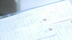 CLEAN : French employers welcome Hollande's charge News Clip