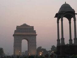 WS India Gate at sunset / New Delhi, India Stock Footage