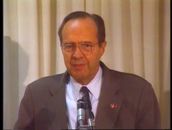 USA - Perry's Lukewarm Support Of Claes News Clip