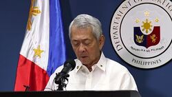 CLEAN : Philippines welcomes South China Sea rulingv News Clip