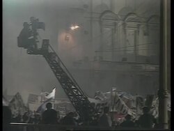 ARGENTINA: DIRECTOR ALAN PARKER ARRIVES FOR PREMIERE OF "EVITA" News Clip