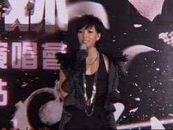 Singer announces world tour details News Clip