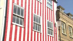 Kensington Townhouse painted in candy stripes News Clip
