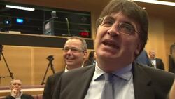 VOICED : UEFA mantiene apoyo a Platini y nombra nuevo secretario News Clip