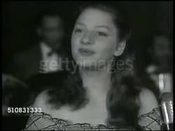 Susan Reed singing Irish ballad Instructional Video