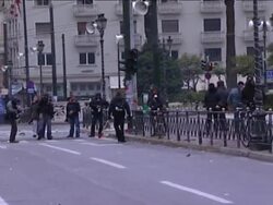 Youths clash with police in renewed violence Instructional Video