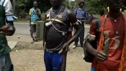 CLEAN : Anti-balaka in Central Africa say amulets News Clip