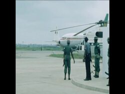 SYND 22 8 77 PRESIDENT KAUNDA ARRIVES FOR UNITED NATIONS CONFERENCE News Clip