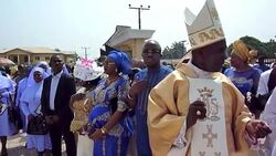 VOICED: Inauguran en Nigeria la mayor estatua de Jesus en Africa News Clip