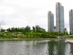 WS T/L Park at songdo international business district / Songdo, Incheon, South Korea Stock Footage