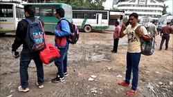 CLEAN : Tourists leave Kashmir over terror threat News Clip