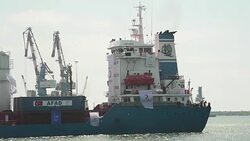 CLEAN : Turkish ship arrives with Gaza aid after Israeli deal News Clip