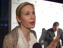 INTERVIEW: Kelly Rutherford on what brings her out tonight. (Footage by WireImage Video/GettyImages) Stock Footage