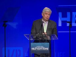 SPEECH - Christopher Dodd on at Sean Penn & Friends HELP HAITI HOME A Gala to Benefit J/P Haitian Relief Organization Presented by Giorgio Armani on 1/12/13 in Los Angeles, CA. Stock Footage