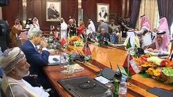 CLEAN : Kerry ridicules Russian talk of international law News Clip