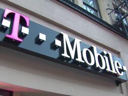 Atmosphere at the Russell Westbrook Greets Fans At T-Mobile And Gears Up For NBA All-Star 2011 In Los Angeles at Los Angeles CA. (Footage by WireImage Video/GettyImages) Stock Footage
