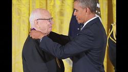 CLEAN : FILE: American artist Ellsworth Kelly dies at 92 News Clip