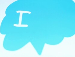 IDEA writing text on tablet touchscreen Stock Footage