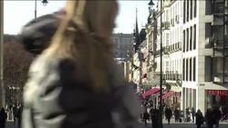 CLEAN: Norwegian police are urging residents of Oslo to avoid big gatherings and stay home News Clip