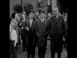 SYND 12/11/1971 EAST GERMAN PRIME MINISTER AND PARTY LEADER VISIT CZECHOSLOVAKIA Instructional Video