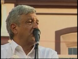 Presidential candidate at rally News Clip