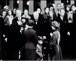 QUEEN MOTHER LEAVES FOR USA News Clip