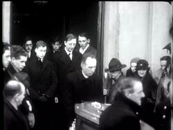 Tommy Rose's record Â® Wireless Memorial Â® De Valera bereaved Â® Arab Fantasia Â® Blimp to the Rescue Â® Milan Carnival News Clip