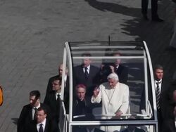 B-ROLL - Last weekly public audience of Benedict XVI from St. Peter's Square at St. Peter's Square on February 27, 2013 in Vatican City, Vatican. (Footage by Giulio Origlia/Getty Images) Stock Footage