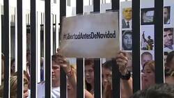 VOICED : Esposa de Leopoldo Lopez pide su liberacion para Navidad News Clip