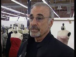 Cloned Oscar dresses on sale within 48 hours News Clip