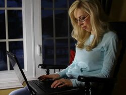 Woman with laptop Stock Footage