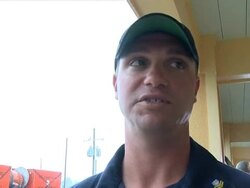 CLEAN: Better weather spurs hope over US oil spill News Clip