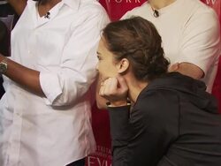 Halle Berry, Jesse Martin, Dr. Oz and Jessica Alba and United Healthcare Volunteers at the 13th Annual EIF Revlon Run/Walk For Women at New York NY. (Footage by WireImage Video/GettyImages) Stock Footage