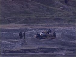 WRAP Military activity along Iraqi border News Clip