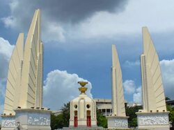 Democracy Monument - Bangkok, Thailand Stock Footage