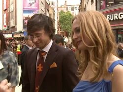 NEWS CAPSULE REPORTER/CHYRON: The Hangover European Premiere, London, United Kingdom 06/11/09 Stock Footage