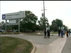 The United Auto Workers says it has reached a tentative contract agreement with General Motors that will immediately end a two-day nationwide strike. News Clip