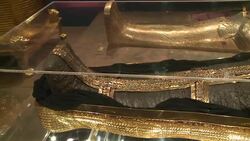 VOICED: Tutankamon en Paris News Clip