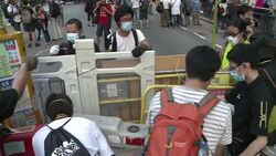 CLEAN : Hong Kong: protesters reinforce barricades after clashes News Clip
